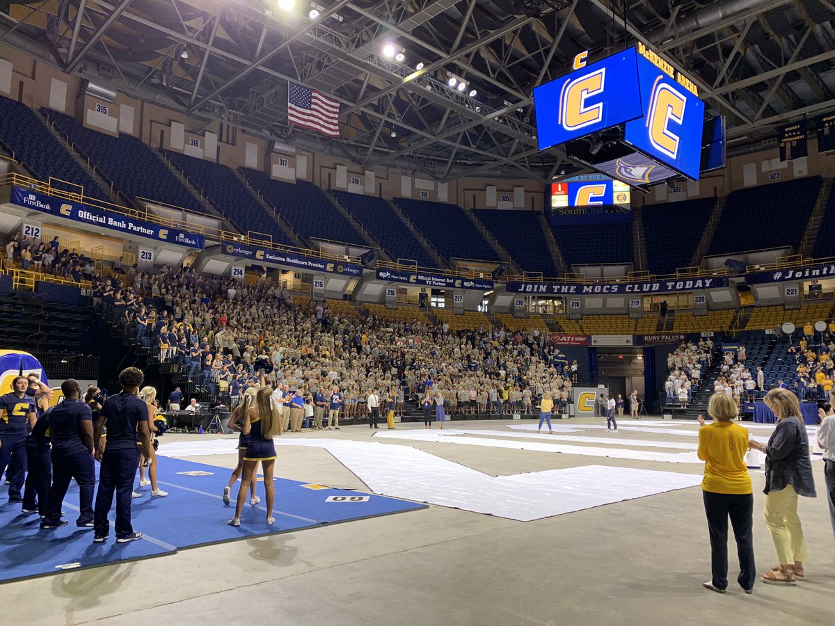 UTCBursars's tweet image. Welcome to campus class of 2023! #mocsflockback