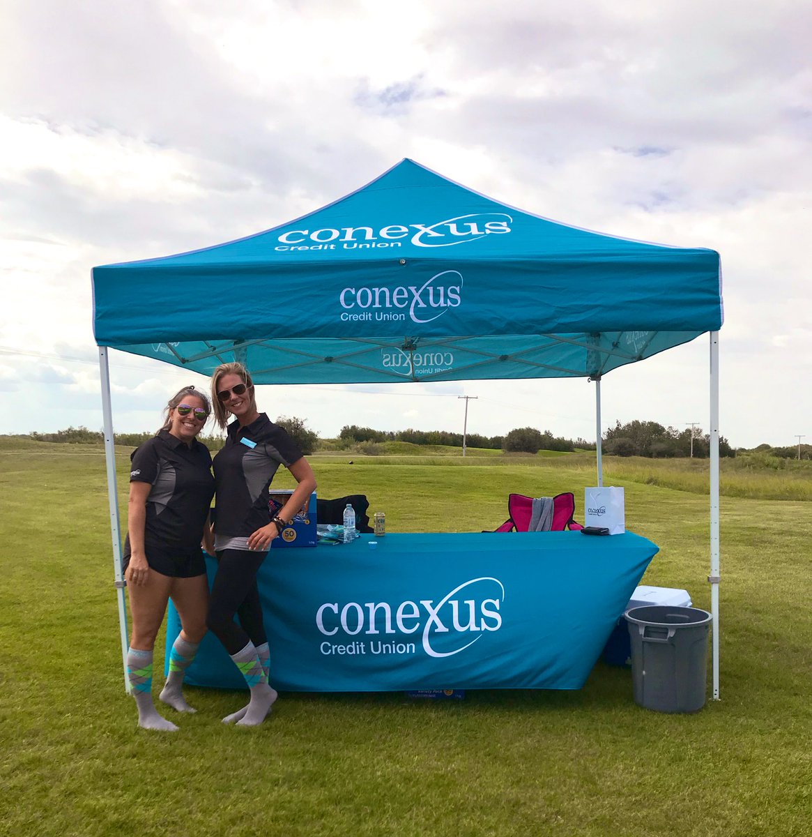 SaskatoonHBA's tweet image. Thank you @Conexus_CU for coming out and sponsoring the 2019 Builders’ Classic! #awesomesocks