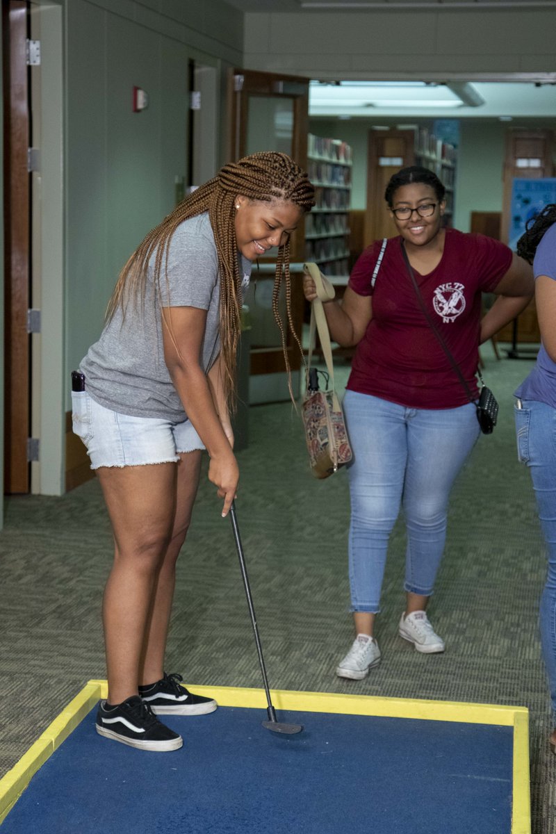 UNCLibrary's tweet photo. Welcome to campus @UNC Class of 2023! Make sure to stop by our Week of Welcome events to get acquainted with University Libraries. Coming up tomorrow: mini-golf at @RBHouseUL! https://t.co/Pyw0uYzx69 @THB_UNC https://t.co/45kKO3ecZl