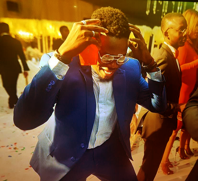 3wisepixels's tweet photo. When the gbedu they enter body! What's on your current weekend playlist? #3WP https://t.co/iqzDQzkIdT