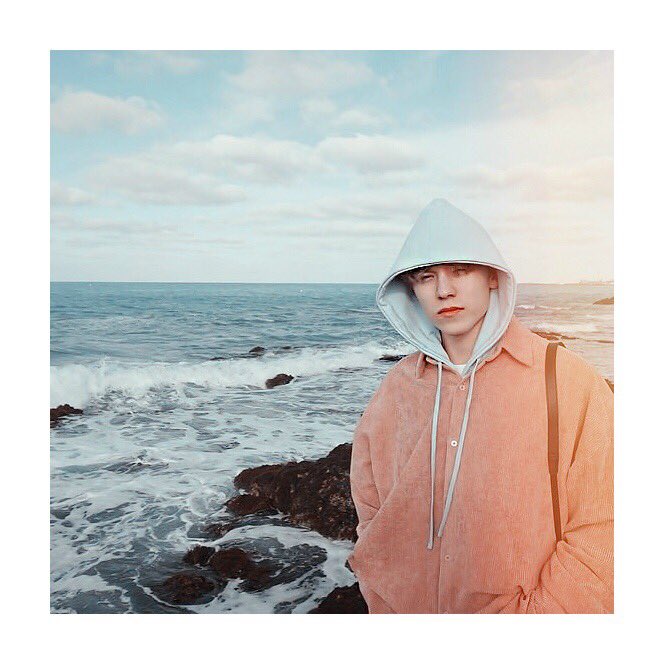 hnslhnsl's tweet photo. ⠀⠀⠀⠀⠀⠀⠀⠀⠀ ⠀⠀⠀[ 🌊☁️💦]

↳  ʸᵒᵘ ᶜᵃᶰ’ᵗ ᶜʳᵒˢˢ ᵗʰᵉ ˢᵉᵃ ᵐᵉʳᵉˡʸ ᵇʸ ˢᵗᵃᶰᵈᶤᶰᵍ ᵃᶰᵈ ˢᵗᵃʳᶤᶰᵍ ᵃᵗ ᵗʰᵉ ʷᵃᵗᵉʳˑ

𝒻𝒾𝓃𝓀 — 𝓅𝑒𝓇𝒻𝑒𝒸𝓉 𝒹𝒶𝓇𝓀𝓃𝑒𝓈𝓈

#CaratSelcaDay 
#17SelcaDay 
@pledis_17 https://t.co/7hHixzzEcD