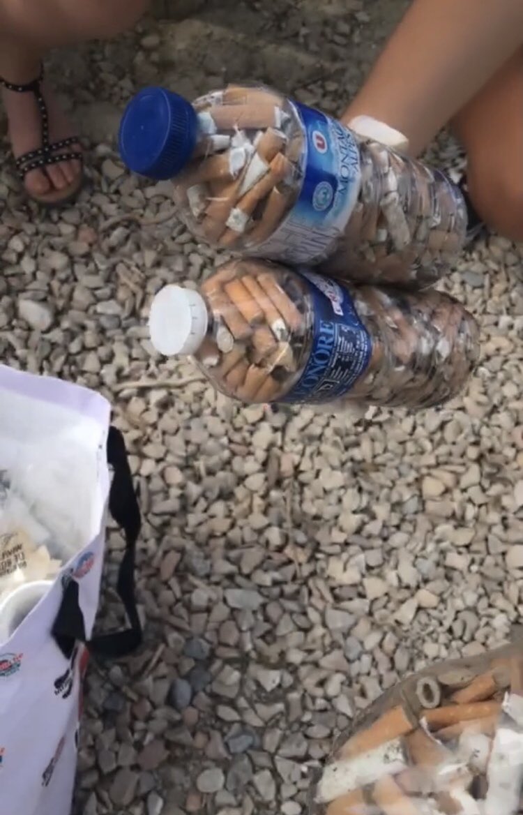 ManonVdl84's tweet photo. On peut tous agir 🌍 #FillTheBottle #Cleanwalk #Cleansnap https://t.co/iVu2tkSUQk