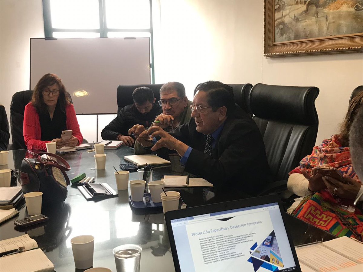 AlcaldiadeBosa's tweet photo. #AEstaHora⌚ se desarrolla Comité de Derechos Humanos en el que participan🙋♀️🙋♂️ @AlcaldiadeBosa @personeriabta @GobiernoBTA @secredistmujer @Educacionbogota @SubRedSurOcci @PoliciaBogota @habitatbogota @SeguridadBOG @integracionbta #IDEPAC
Comprometidos con #DerechosHumanosBogotá https://t.co/YAdPclIQqM