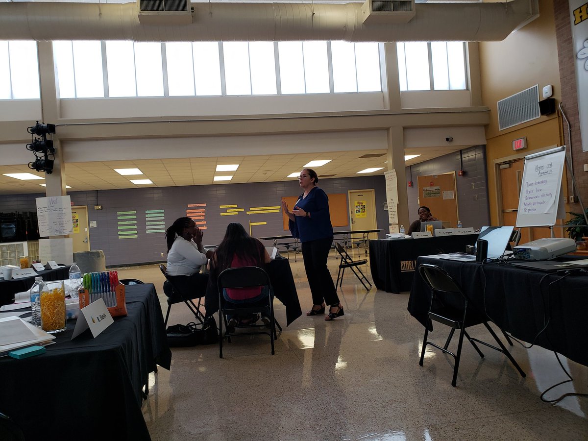 Angela Reese Marine tweet media