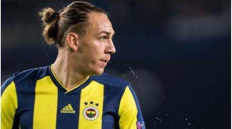 AtAvratFeners's tweet photo. 🚨Nürnberg, Michael Frey’i satın alma opsiyonuyla birlikte kiraladı. https://t.co/1bZozvZqra