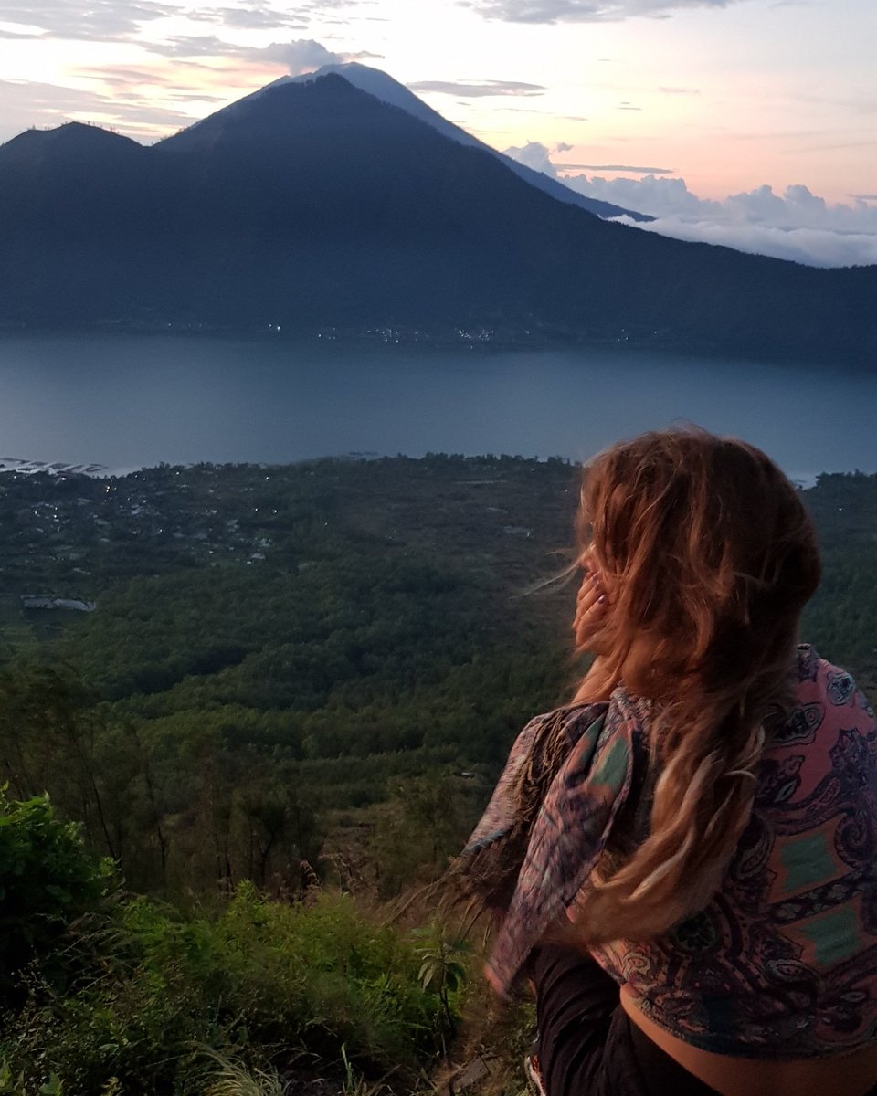 What's it really like to climb #Bali #MtBatur find out in the latest #blog from #halfwaylost out NOW
#travelblogger #trekking
halfwaylost.com/post/what-it-s…