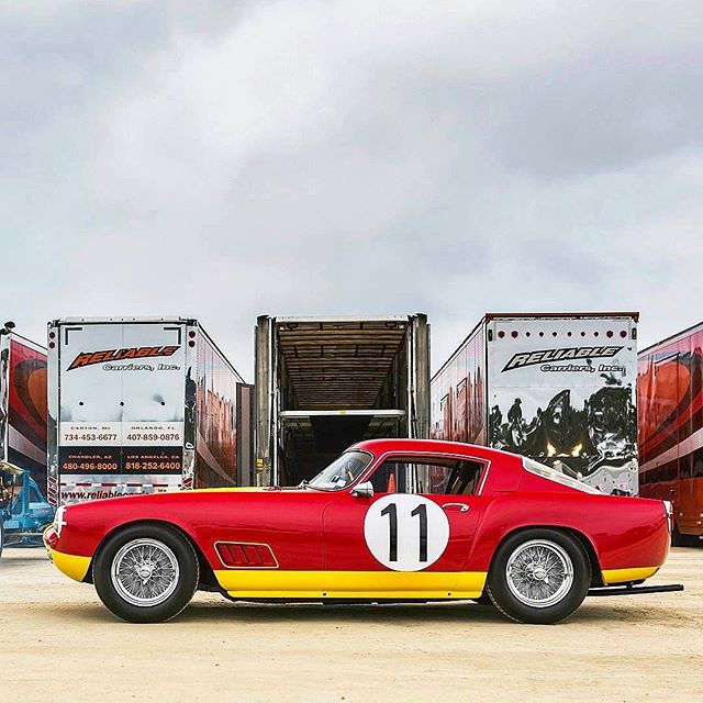 ReliableCarrier's tweet photo. Ferrari Friday! ☀️ This #250tdf classic beauty won both 1st in Class &amp; 3rd overall at LeMans in July of 1959. 🏁💯 #1321gt #Ferrari #ReliableCarriers #CarWeek #PebbleBeach 📸 by: izaacbrookphotos https://t.co/WsBQzBvKCc