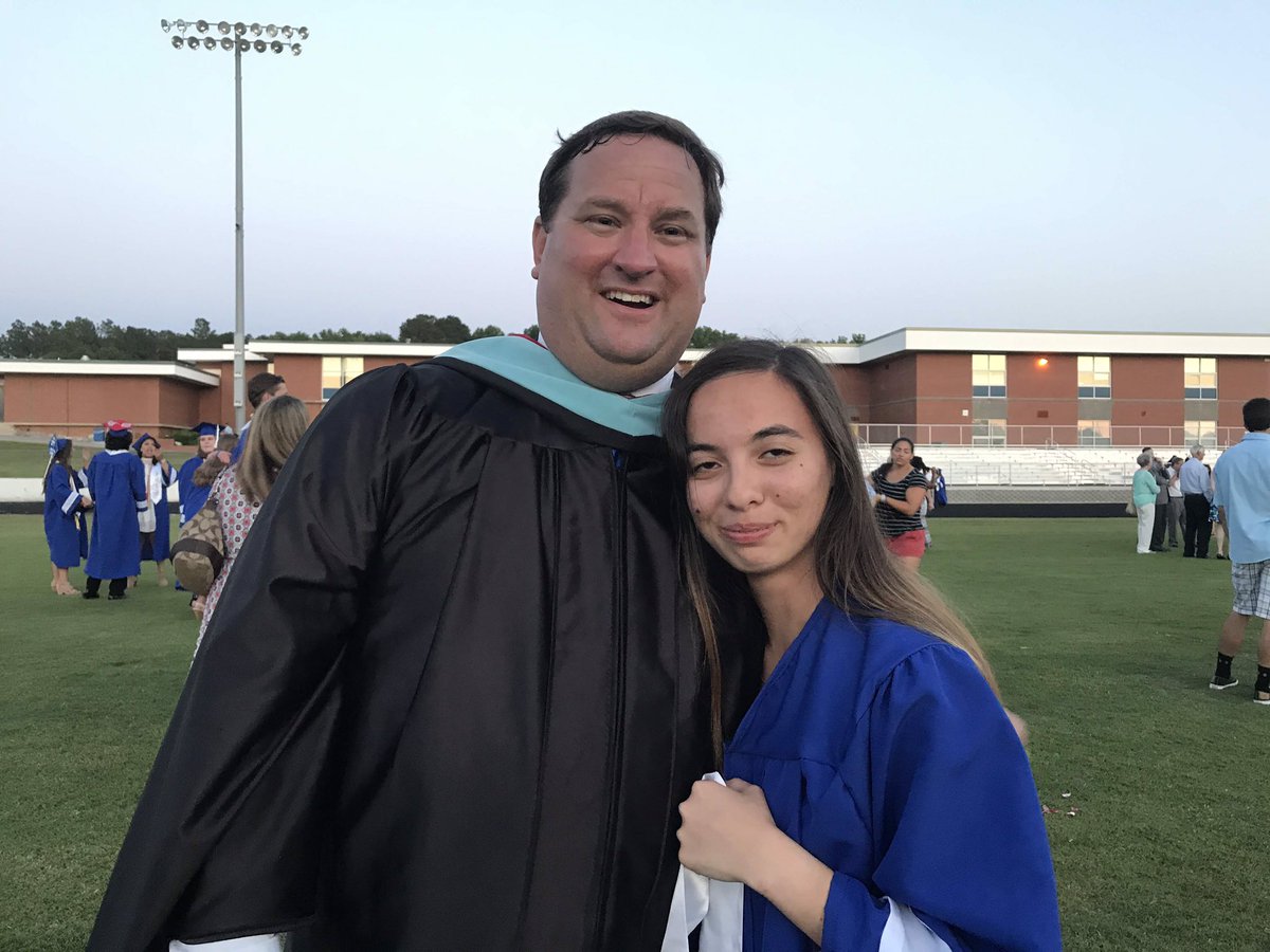 ellenmartin_em's tweet photo. @TheCometCrew we need to bring Mr. Jones back to Clayton High. He’s more than a principal. He’s our best friend, mentor, family. He was there for me when no one else was there at the time. #CometFamily #BringBennettBack @coach_bjones https://t.co/ZSIhxaUDQU