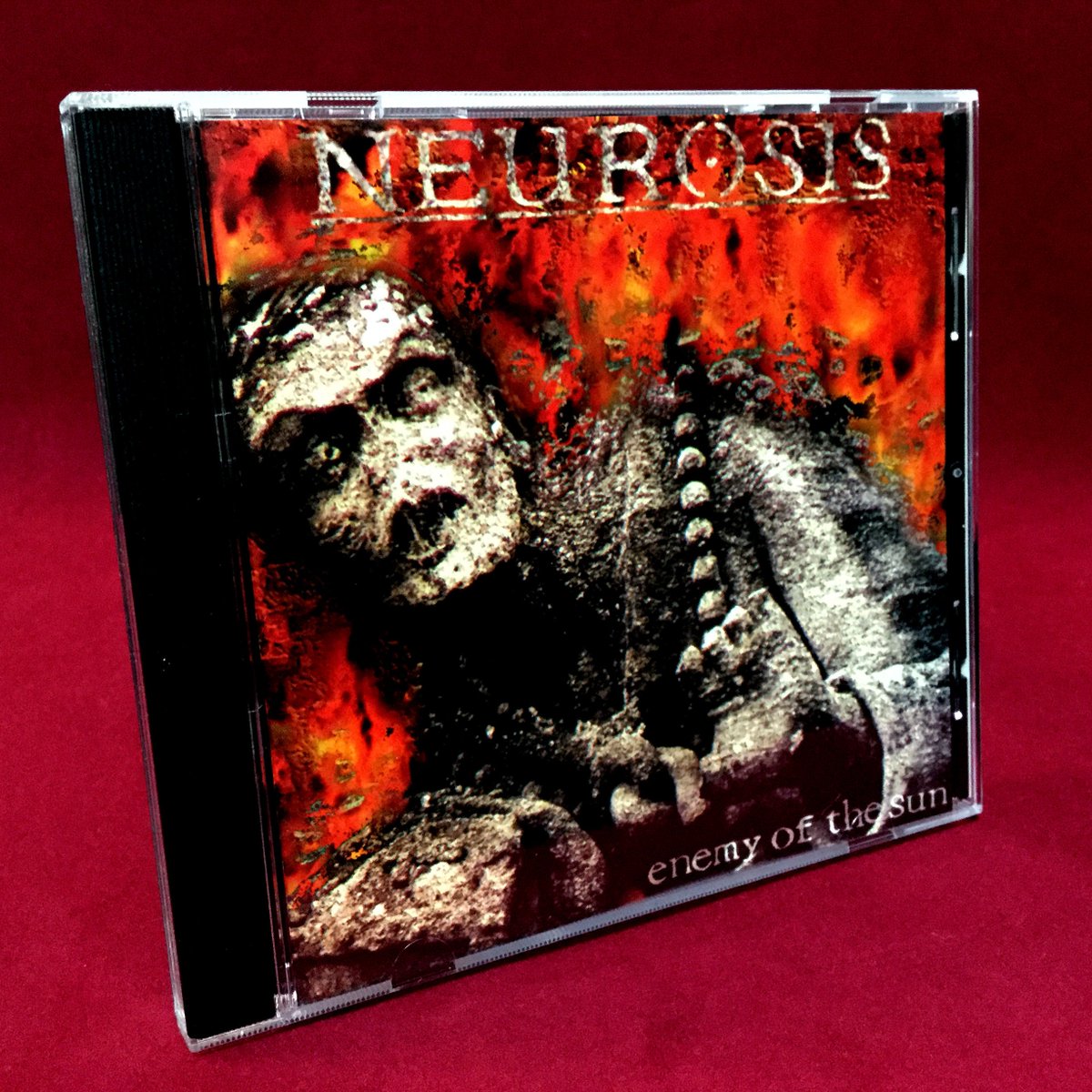youcharist's tweet photo. 26th ANNIVERSARY!!!!!!!!!!!!!!!!!!!!!!!!!!!!!!!!!!!!!!

"Enemy of the Sun"
[August 17th, 1993 MA,wiki / 1993 JAPAN]

#NEUROSIS #ScottKelly #SteveVonTill
#DaveEdwardson #SimonMcIlroy #JasonRoeder
#EnemyoftheSun #Sludgemetal
#industrialmetal #postmetal
#AlternativeTentacles https://t.co/2R8FRZfQ4F