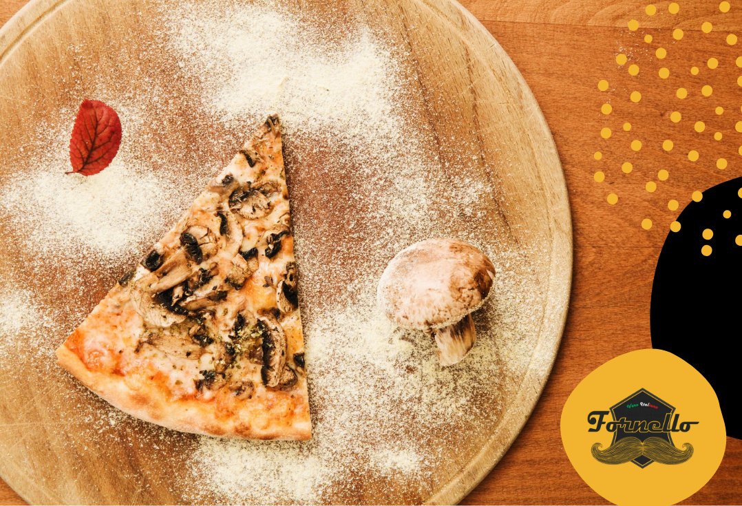 Gözler hep onun üstünde ama sorun değil, kendisi alışık.😎🤩
#fornello #fornellopizza #gercekitalyanpizza
. 
#pizzabar #eat #lunch #dinner #brunch #kitchen #pizzakitchen #pizza #kadikoy #ataşehir #neredeyesek
