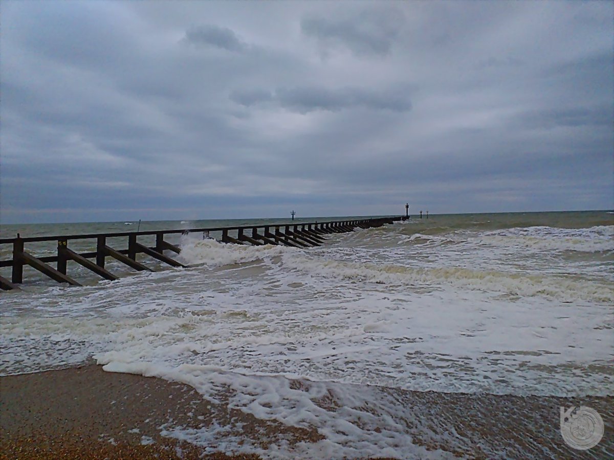 KentstepP's tweet image. Ok latest photos taken today during the bad weather down at West Beach, got some good shots. enjoy - set 2