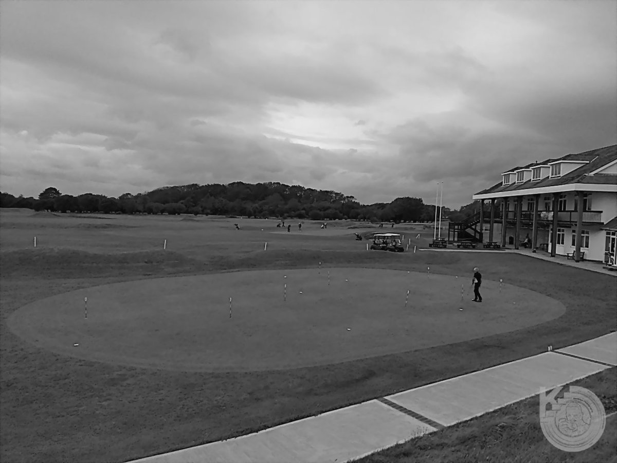 KentstepP's tweet image. Ok latest photos taken today during the bad weather down at West Beach, got some good shots. enjoy - set 1