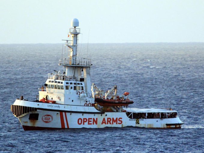 PS Suisse tweet media