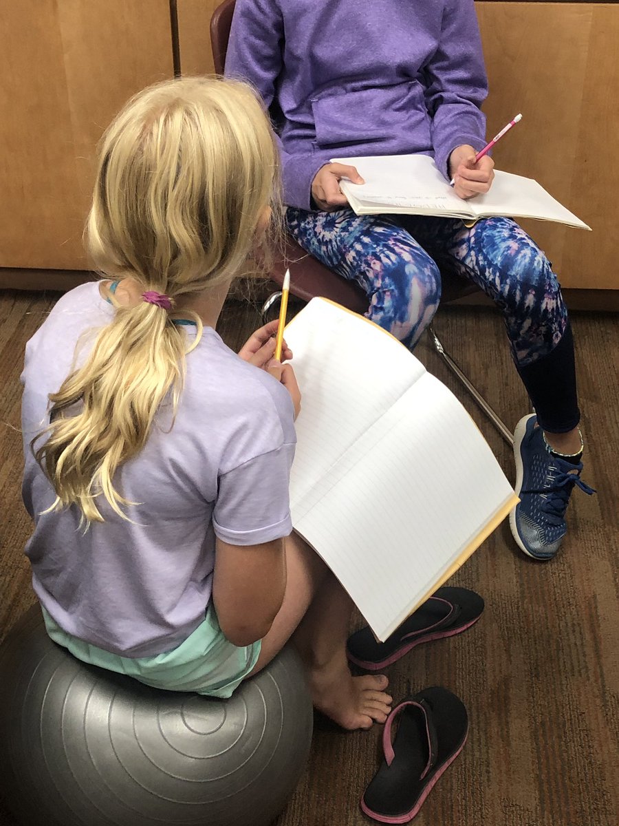 OConnellKatieM's tweet photo. EdD research providing buses, books, meals, and a literacy-focused summer program for rural middle-school students. Supporting me every step of the way is my @EdLdshpMSUM advisor, Dr. Suarez-Sousa! #BestAdvisorEver #EdD2020MSUM #literacy https://t.co/gK8TXlDpqM