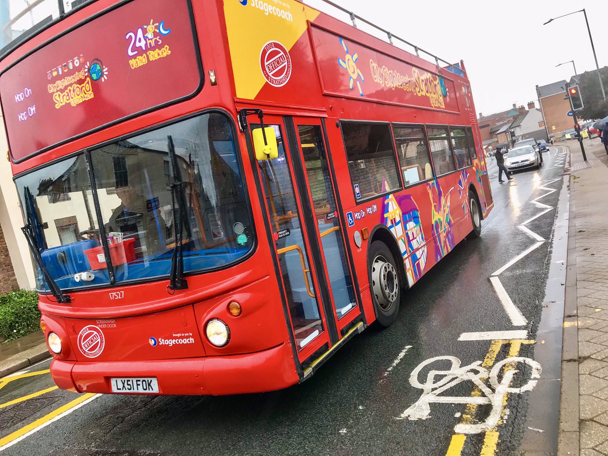 modacitylife's tweet image. Dear England: It’s nothing personal, but our family—who would otherwise jump at the chance to get on a bike—has decided to abstain from cycling during our visit.

It has nothing to do with the weather. It has nothing to do with the hills. It has everything to do with the streets.