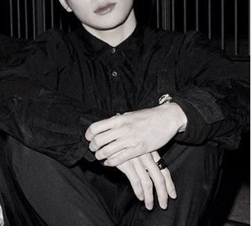 MXJHYz's tweet photo. 𝘽𝙡𝙖𝙘𝙠 𝙤𝙧 𝘽𝙡𝙖𝙘𝙠  - https://t.co/REMkL89ZBC