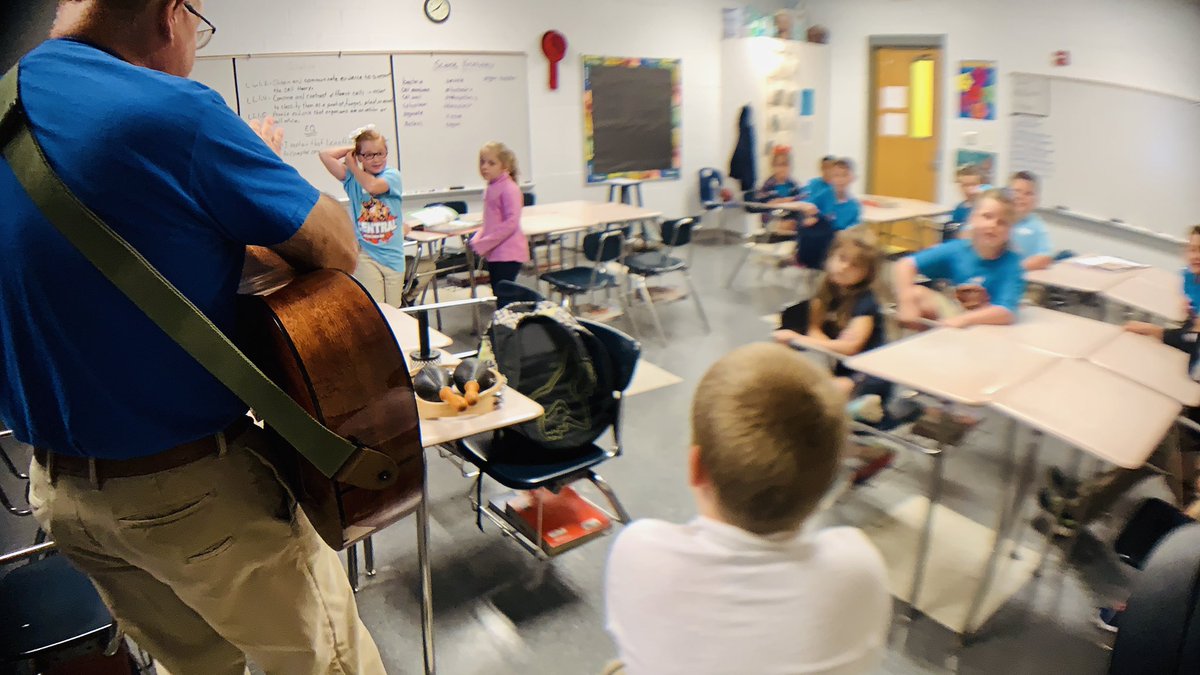 CESTigerTeam's tweet photo. #ClubFridays Arts, music, critical thinking, and fun. https://t.co/LVrCnvK1gu