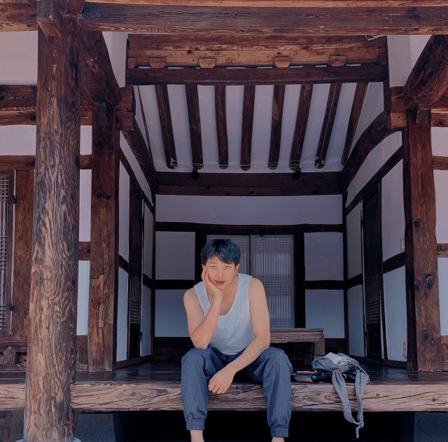 uvwxyz53904988's tweet photo. Ma, boyfriend ko po.

#BTS
#RM
@BTS_twt https://t.co/Em2JVFmlZ6