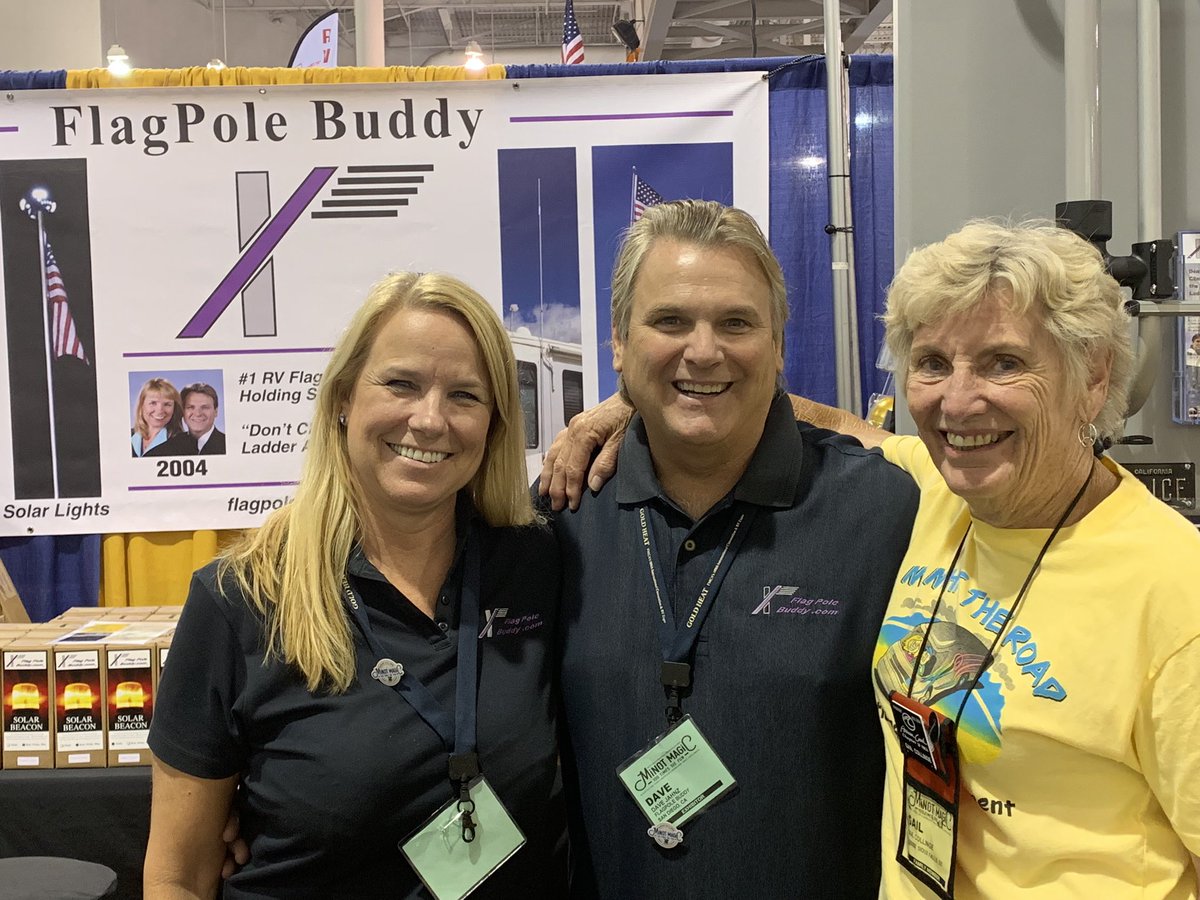 MandMHitTheRoad's tweet photo. and provided some rally fun facts: 1650 RVs from 47 states and 6 Canadian provinces. They also didn’t miss the ice cream social and are planning their afternoon around today’s even bigger one! Dave loves his ice cream!
@fmca_ @Captsully
#fmcand19
#flagpolebuddy
#rvone https://t.co/wFLG0tulqo