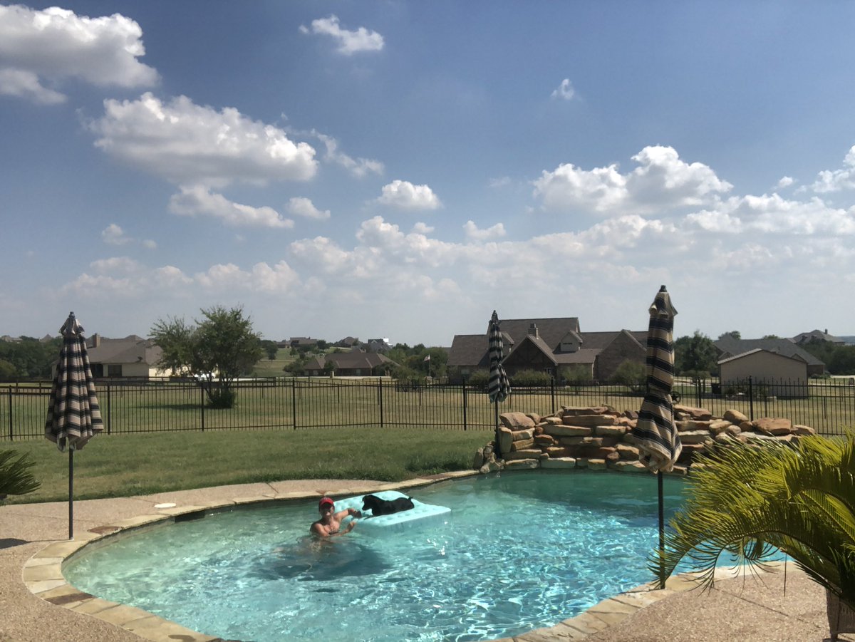 jlodonog's tweet photo. My new student is an excellent swimmer! #ilovemyjob #pooldayeveryday https://t.co/CTQO25VG3e