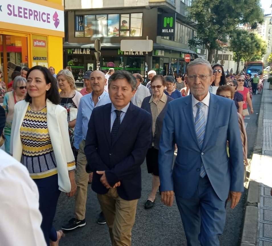 samuelfolgueral's tweet photo. Voto de Villa en Ponferrada. Tradición desde el S-XVI.
#USEBierzo, #RutMorales
#TarsicioCarballo https://t.co/Ne7Fcc9n4Z