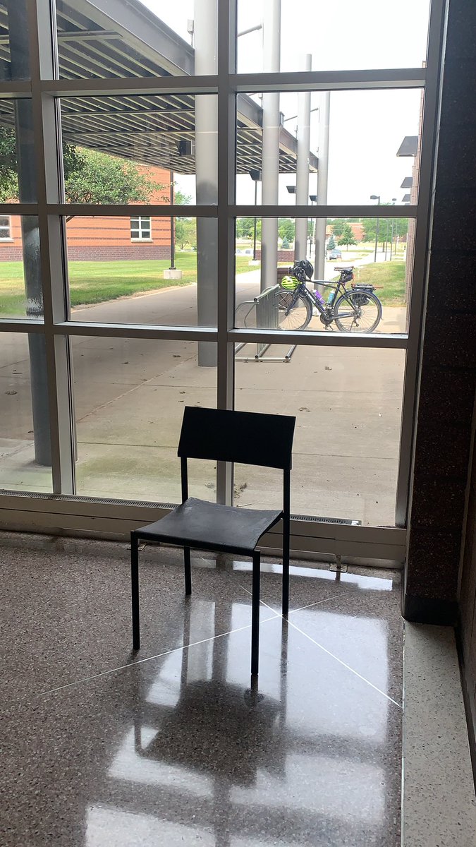 MrsMCurry's tweet photo. This is a space where I gain inspiration #whslearningspaces @IC_WHS https://t.co/vosAw3OeSh