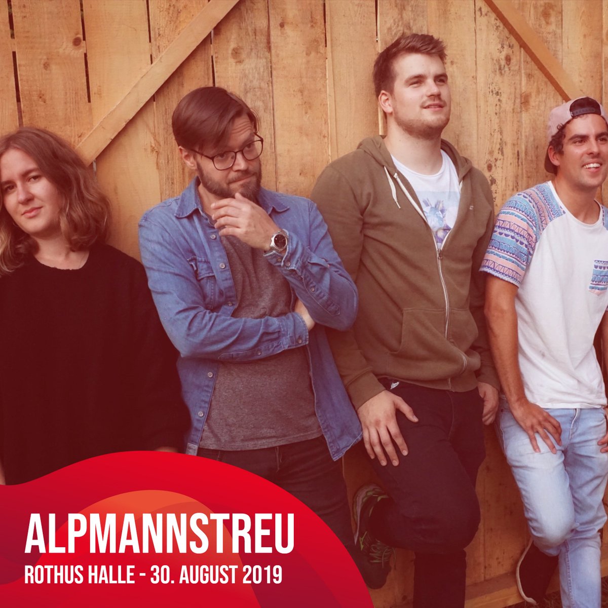 Alpmannstreu ist wie ein Puzzle aus unterschiedlichsten Teilen, die zusammengefügt zum Kunstwerk werden. Die fünf Musiker kommen ursprünglich aus verschiedensten Genres, was den Songs einen ganz eigenen Charakter verleiht.

Am Freitag, 30.08.2019 in der Rothus Halle. Yeah! 😍