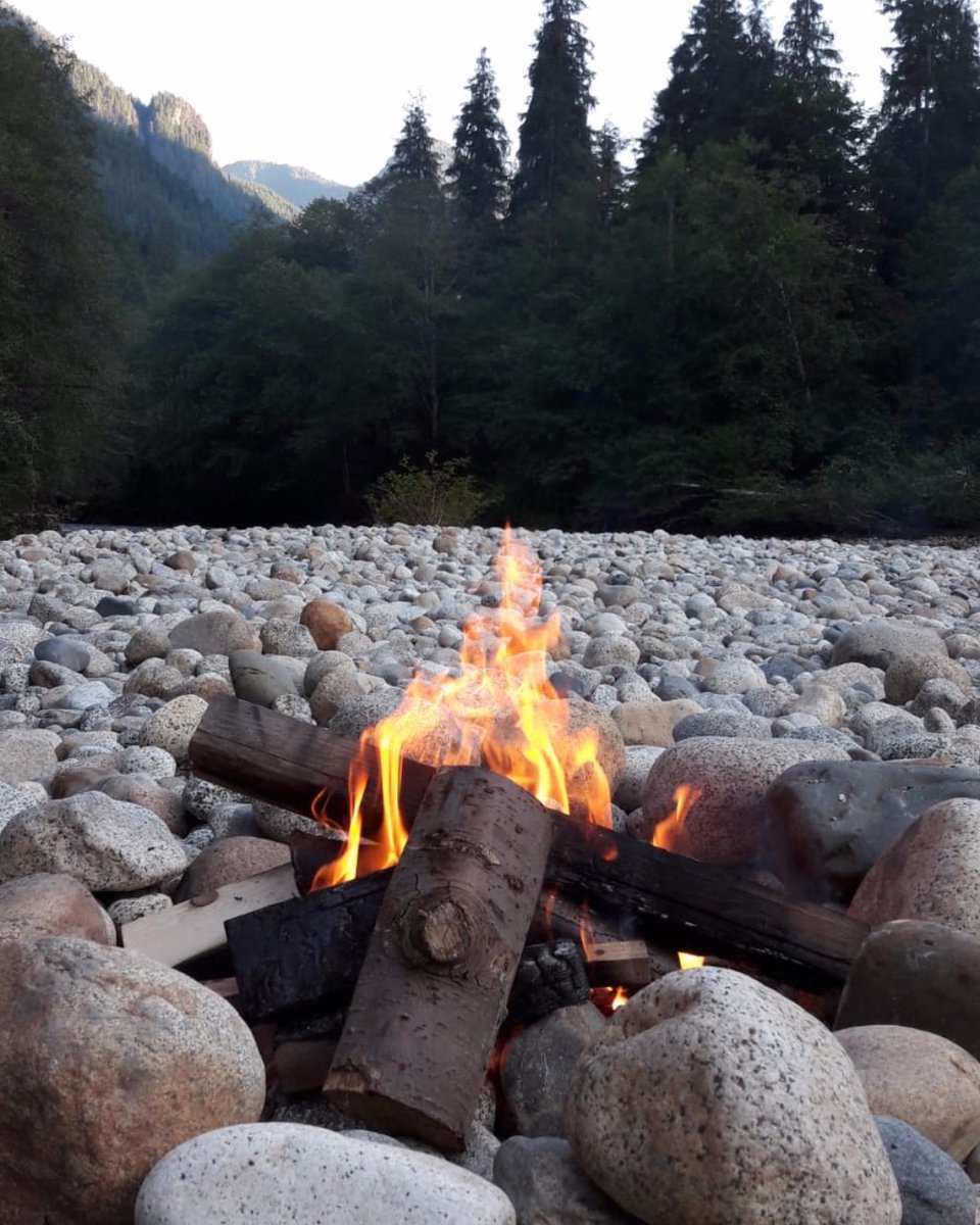 firescapefps's tweet photo. Still no campfire bans in BC. What are your camping plans for this weekend?
#campfire #camping #weekendtrip #weekend #campfireban #fireban #bcwildfire #bcwildfires #eldredvalley #eldred #eldredriver https://t.co/wyDiJBH3Zy