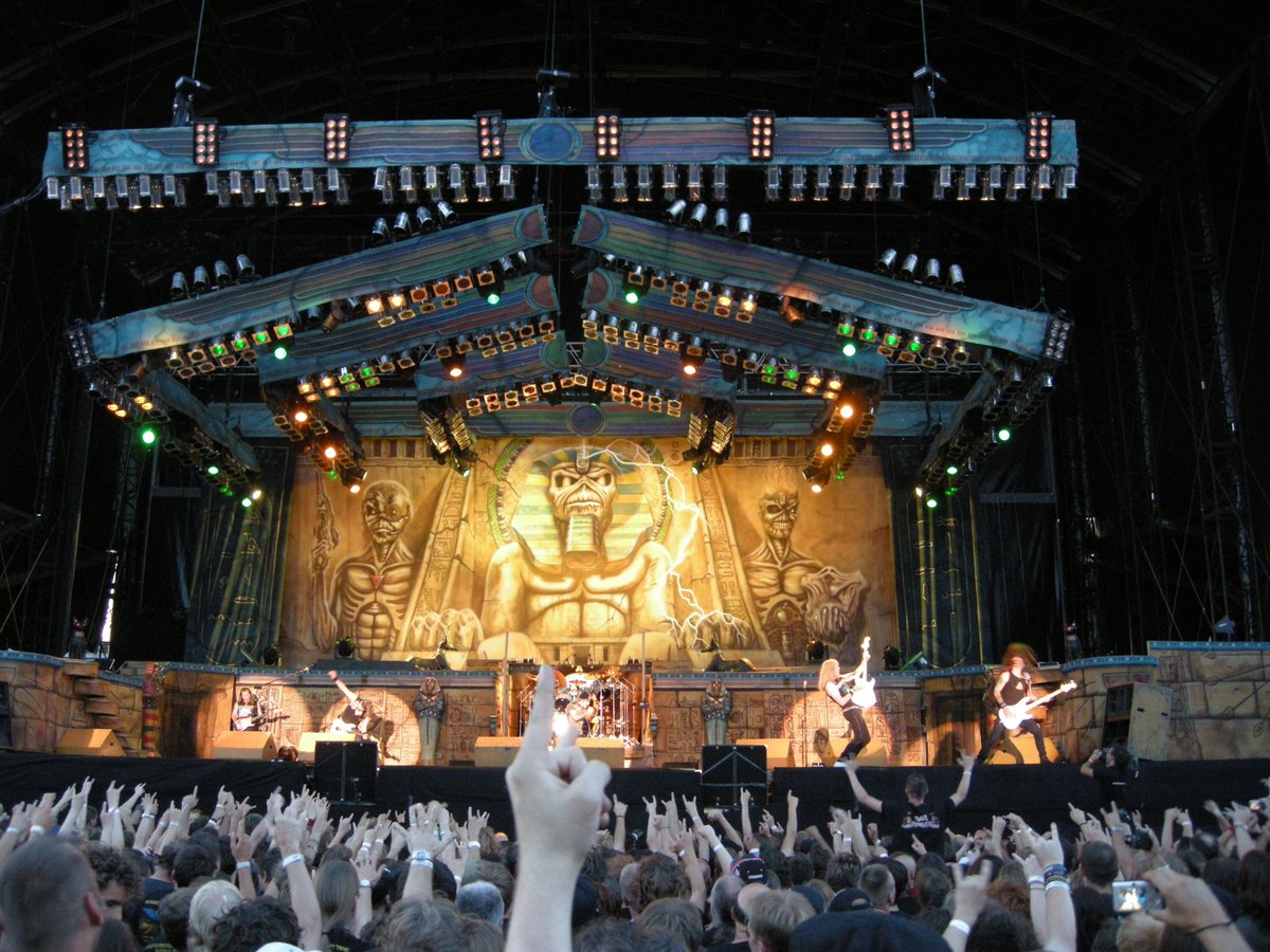 hansvink15's tweet image. Today, 11 years ago I saw @IronMaiden and @WTofficial for the first time. TT Circuit Assen, The Netherlands  #timegoesfast #notmypictures #throwback