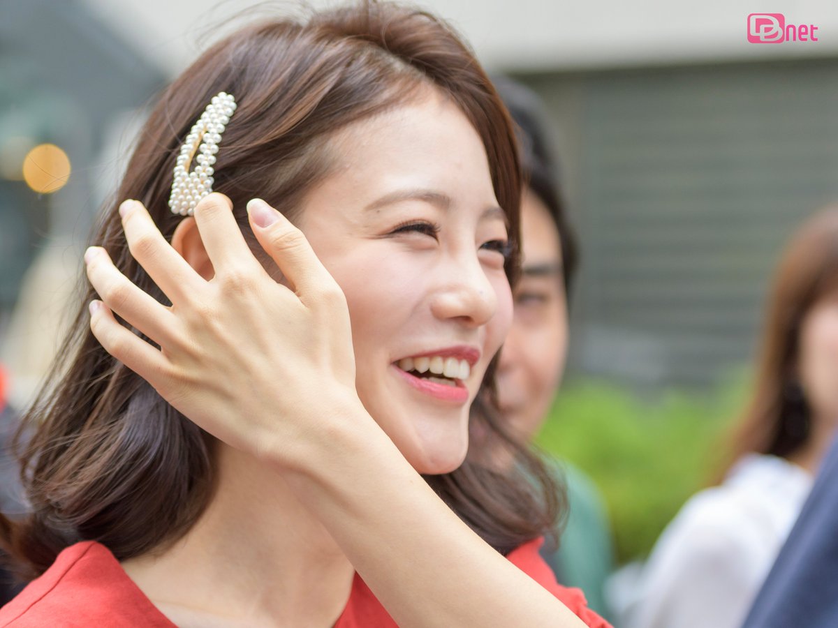 DDnet2016's tweet photo. 190816 뮤직뱅크 출근 신예은 
#신예은 #shinyeeun #シンイェウン https://t.co/IIZd1ugRCh