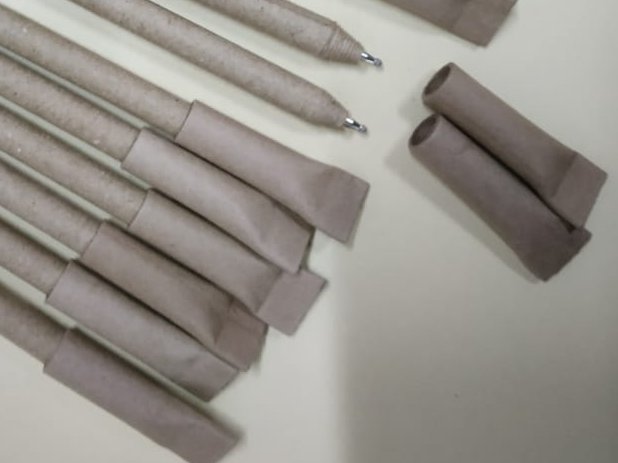 Greenotechindia's tweet photo. Make your office #PlasticFree, stop use Pens made with #Plastic adopt 100% plastic free #PaperPens developed by Green-O-Tech India. 

Call 78400 24848 
Email sales@greenotech.in 

#Plastic_Free_India #PlasticBan @narendramodi https://t.co/K1o8y0erLh