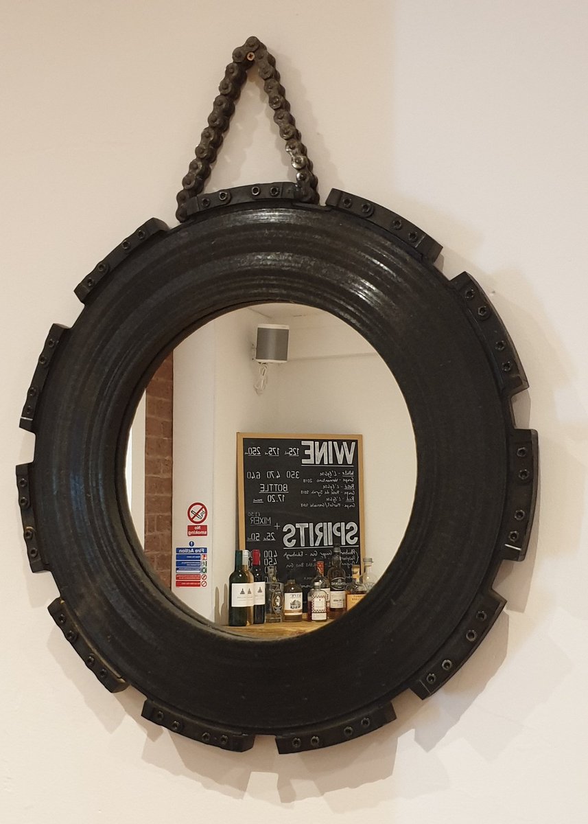 ahoppyplace's tweet photo. New mirrors, coat hooks & clocks up on our walls! made by super talented creator of our river bar David P & team. Upcycled from planes. All available for you to buy!
@DappR747
#upcycled #ahoppyplace #aviation #rollsroyce #boeing747 #rb199 #turbofan #raftornado #riverbar https://t.co/y8pdKOT0zH