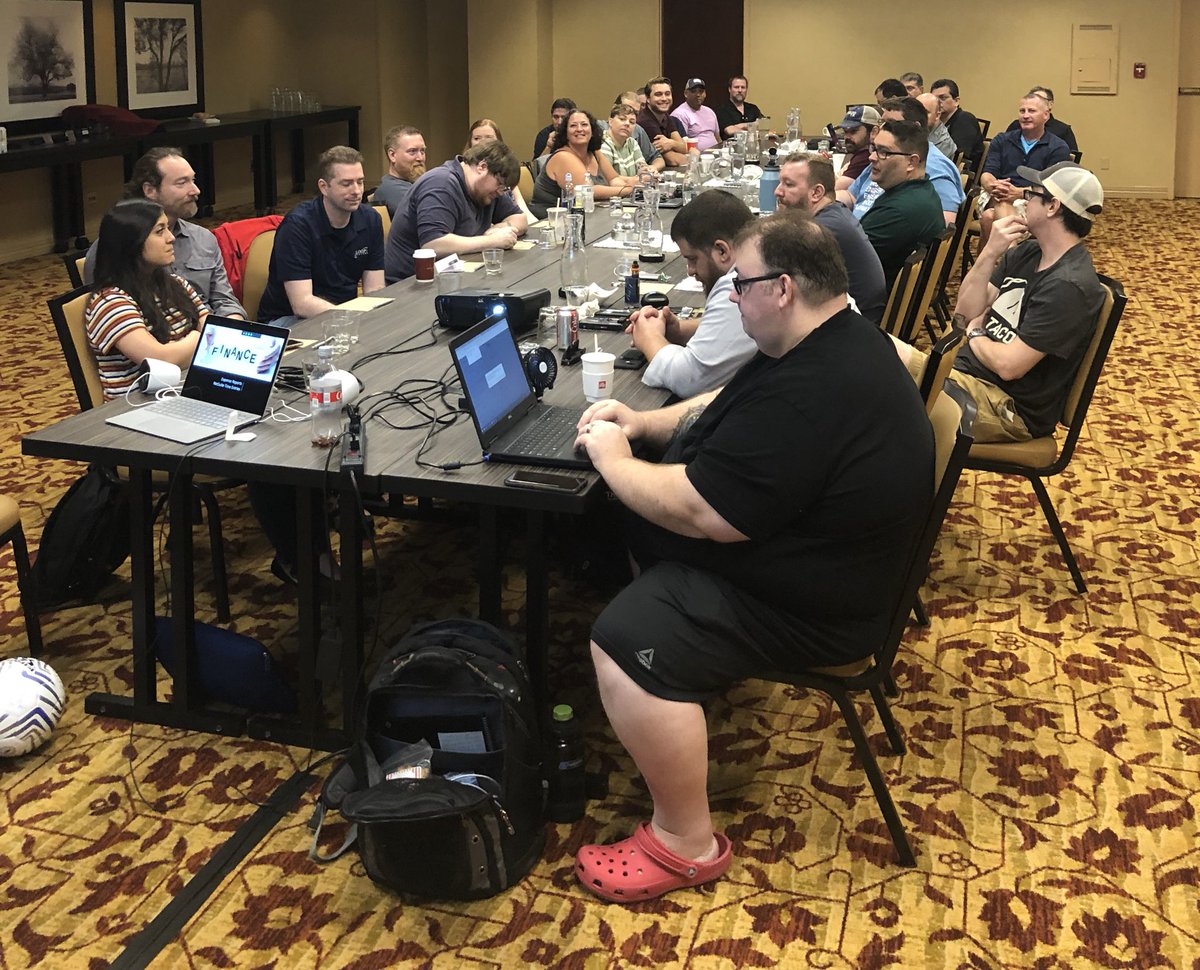 billfitz73's tweet photo. Incredibly proud of our Loop1 engineering team! Every one a @solarwinds Certified Professional. 33 engineers, more than 100 SCP certifications, 7 Design & Architecture, 4 Thwack MVPโs #Loop1Mind #Loopsters https://t.co/bcAUHmnIRB