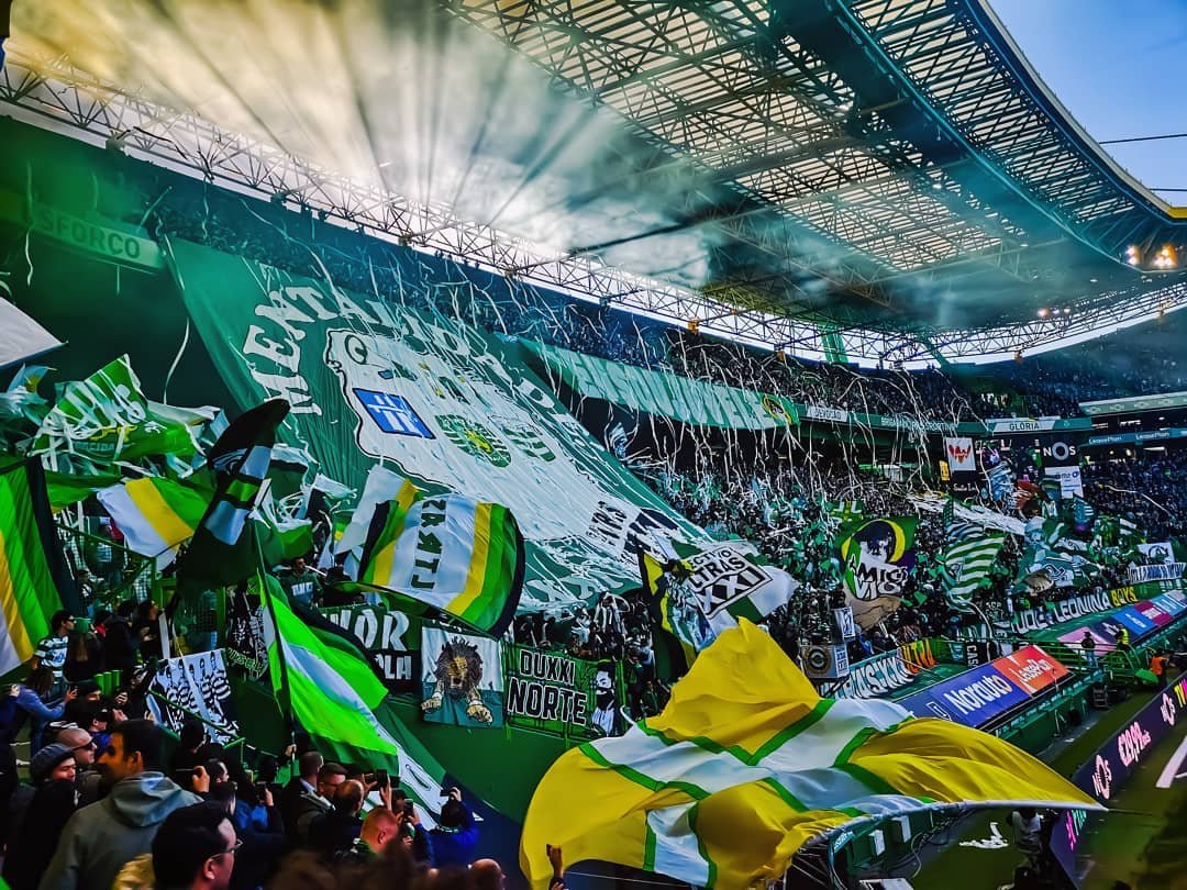 SportingTop's tweet photo. #GreenWalll showing their support into this two decisive games today ✌️

#TopEleven https://t.co/8YE8WQ6vLO