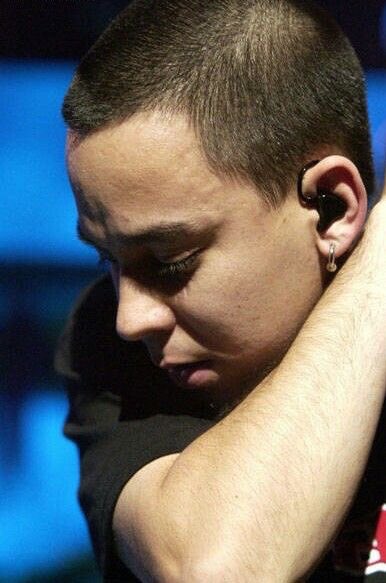 Hair Recovery: apparently after so many different color experiments with hair it was easier to shave it all off. Very short, healthy. Reveals a perfectly round shape of the skull, helps to save your shampoo longer.