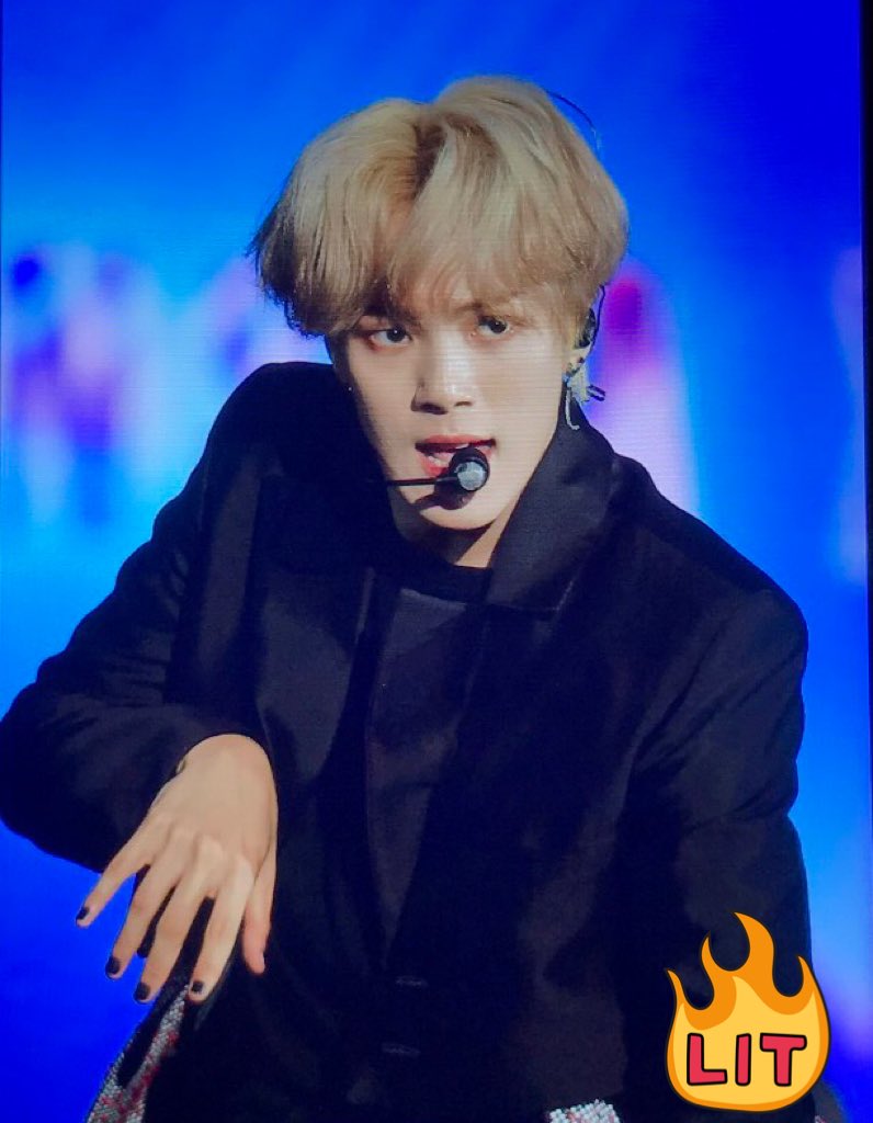 May On Twitter Lee Minhyuk With Blonde Hair Black Nail