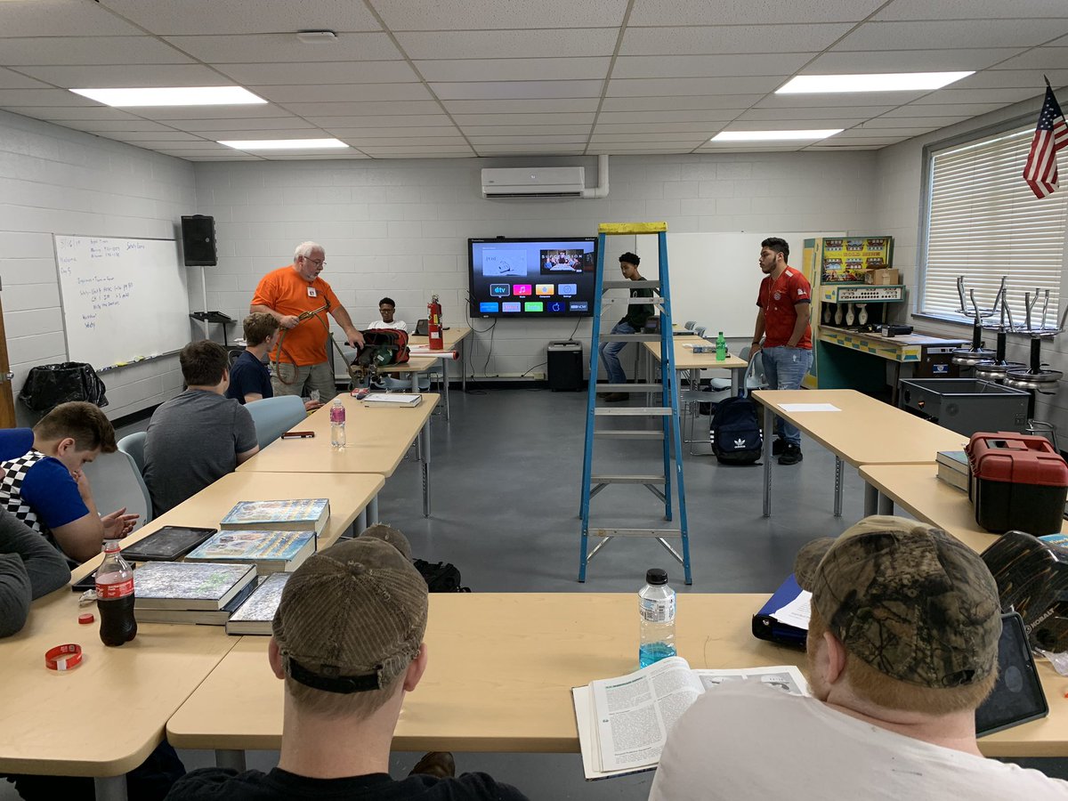 HcpsLearning's tweet photo. Industrial Maintenance students at Career Academy taught safety lessons to their classmates today as they finished their safety section before entering the labs next week. #CA #funwhilewelearn #skillsusa https://t.co/4J7d6bAeOb