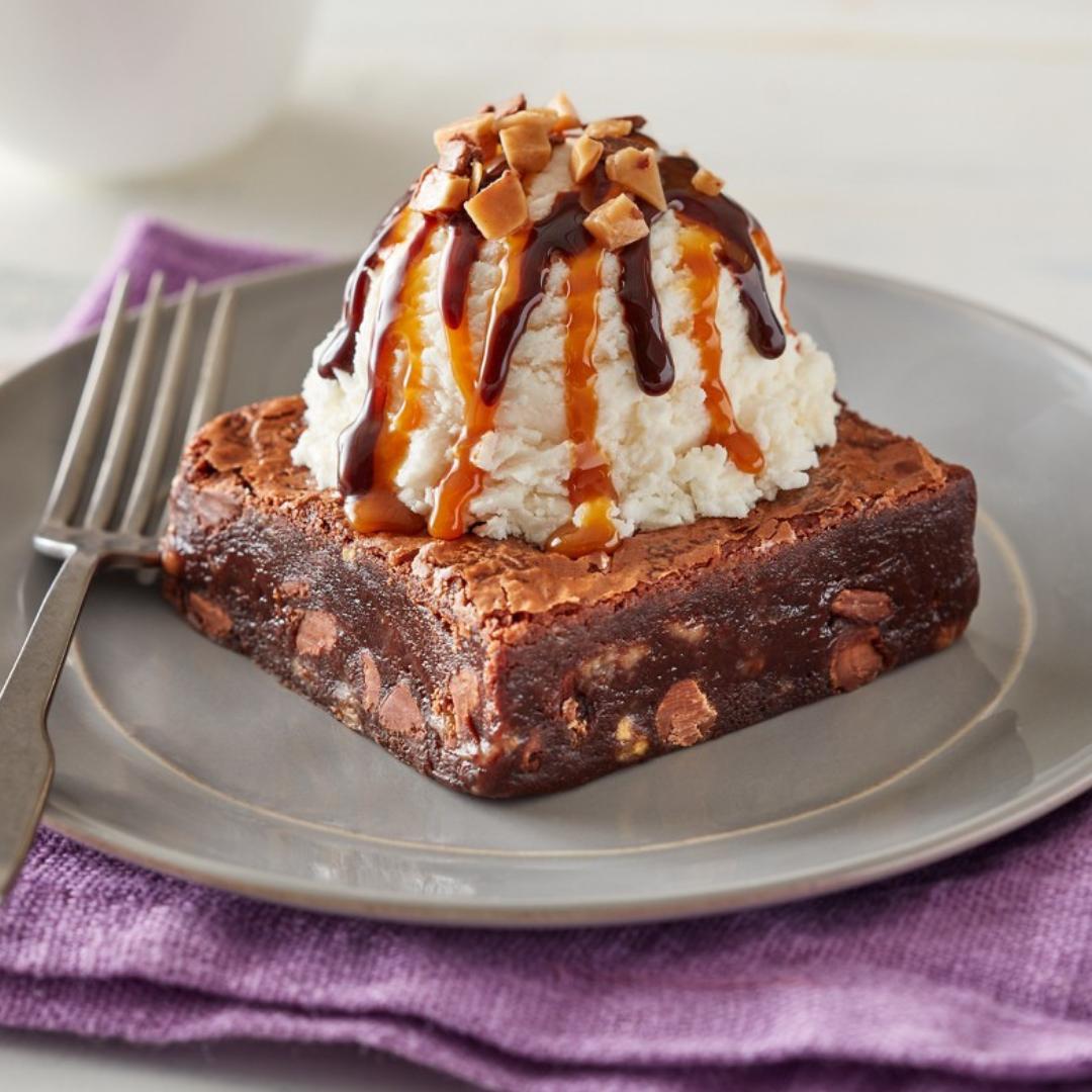 Date Night! Time for dessert! We hope this decadent brownie with toffee and chocolate chips is on the menu. #browniealamode #datenightdessert

#brillinspires #beBRILLIANT #datenight #sweettooth #instadessert #icecream #brownie #lovedessert