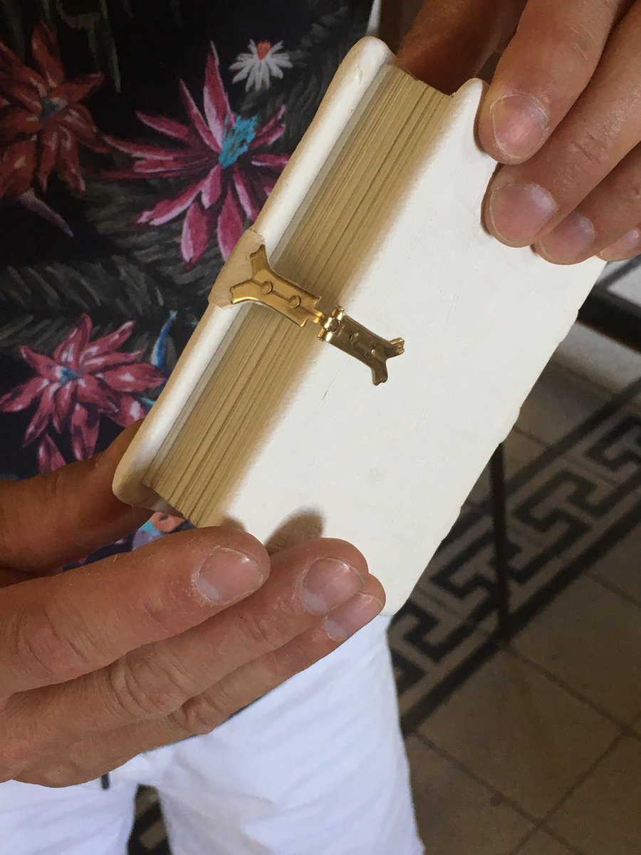 JimBloxam's tweet photo. The #monteproject 2019. ‘A study of small format bindings from fifteenth-century Germany and the Low Countries’. Day 5- making and attaching the clasp, catch-plate and strap-stay #SHAUN_TH0MPS0N #culconservation #conservation #bookstructures https://t.co/gMaMiLyg6C