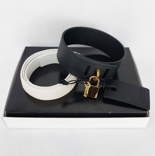 RetroWM's tweet image. Alexander McQueen White Crocodile Skin Belt • £50 
Fleet Ilya Padlock Choker • £70

AVAILABLE AT RETRO WOMAN, 20 Pembridge Road, W11 3HL
⁣⠀⁣⠀⠀⠀⠀⠀⠀⠀
Visit our online shop at mgeshops.com for hundreds of designer clothes and accessories at reduced prices.