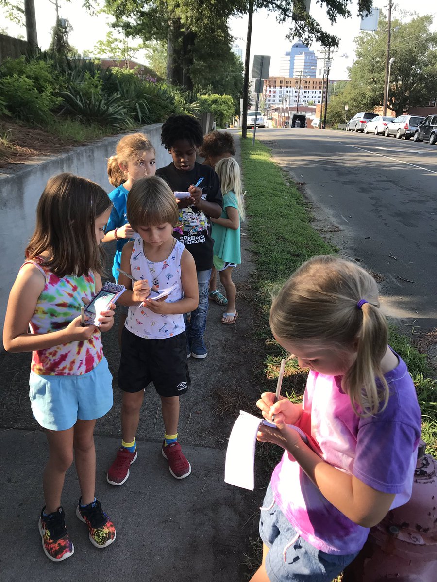 AnnasClass's tweet image. This morning’s walk focus was street name signs. This will help us with literacy and our map project! @PBLWorks @CPSCNC @NorthCarolinaEE #walkingcurriculum #mapproject