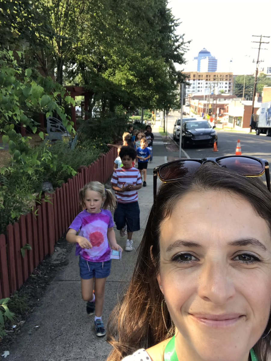 AnnasClass's tweet image. This morning’s walk focus was street name signs. This will help us with literacy and our map project! @PBLWorks @CPSCNC @NorthCarolinaEE #walkingcurriculum #mapproject