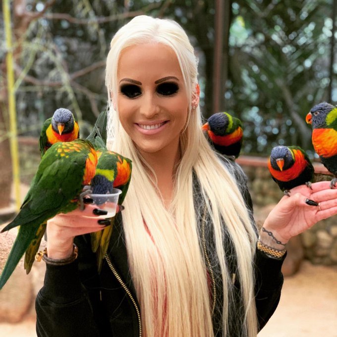 Ich w&uuml;nsche euch ein sch&ouml;nes Wochenende! Heute war ich im Vogelpark Walsrode! Auf dem Foto zu sehen sind<a href="/tag/cybermonday"class="tags"><span>#cybermonday</span></a><a href="/tag/cybermonday2020"class="tags"><span>#cybermonday2020</span></a>