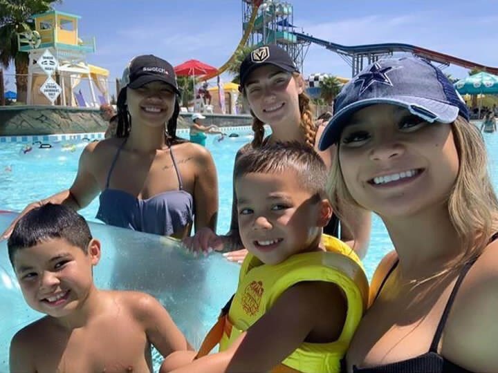 jenpbradley's tweet photo. Great deal! Splash into Friday @cowabungabaylv! π¦Visit https://t.co/74cZENVn5Q to purchase tonightβs admission for $7.77! π²π°Weβll be open 5 β 9 pm. #LuckyLocals #Waterpark #slides π @8NewsNow #8NN @TeddFlorendo @ntannenbaum @tedpretty @sports8 @CristenDrummond @LasVegasNOW https://t.co/ncCeM0qD7a