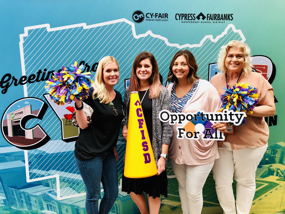 MrsGlasson1's tweet photo. Ready to start this school year! @popepanthers @CyFairFCU #cyfairfcu @CyFairISD #POPEPride #CFISDSpirit #pope4th @ShanaOldner @ashleyborak @VCowhey https://t.co/xOgq1WNBPh