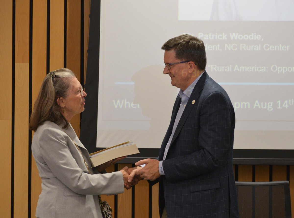 mConnect tweet media