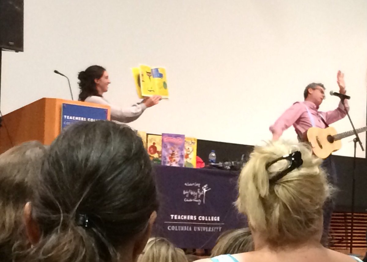 bnunesTeach's tweet photo. #Reading should be taught and joyfully experienced! @ericlitwinbooks #TCRWP https://t.co/vBJpwktBz3