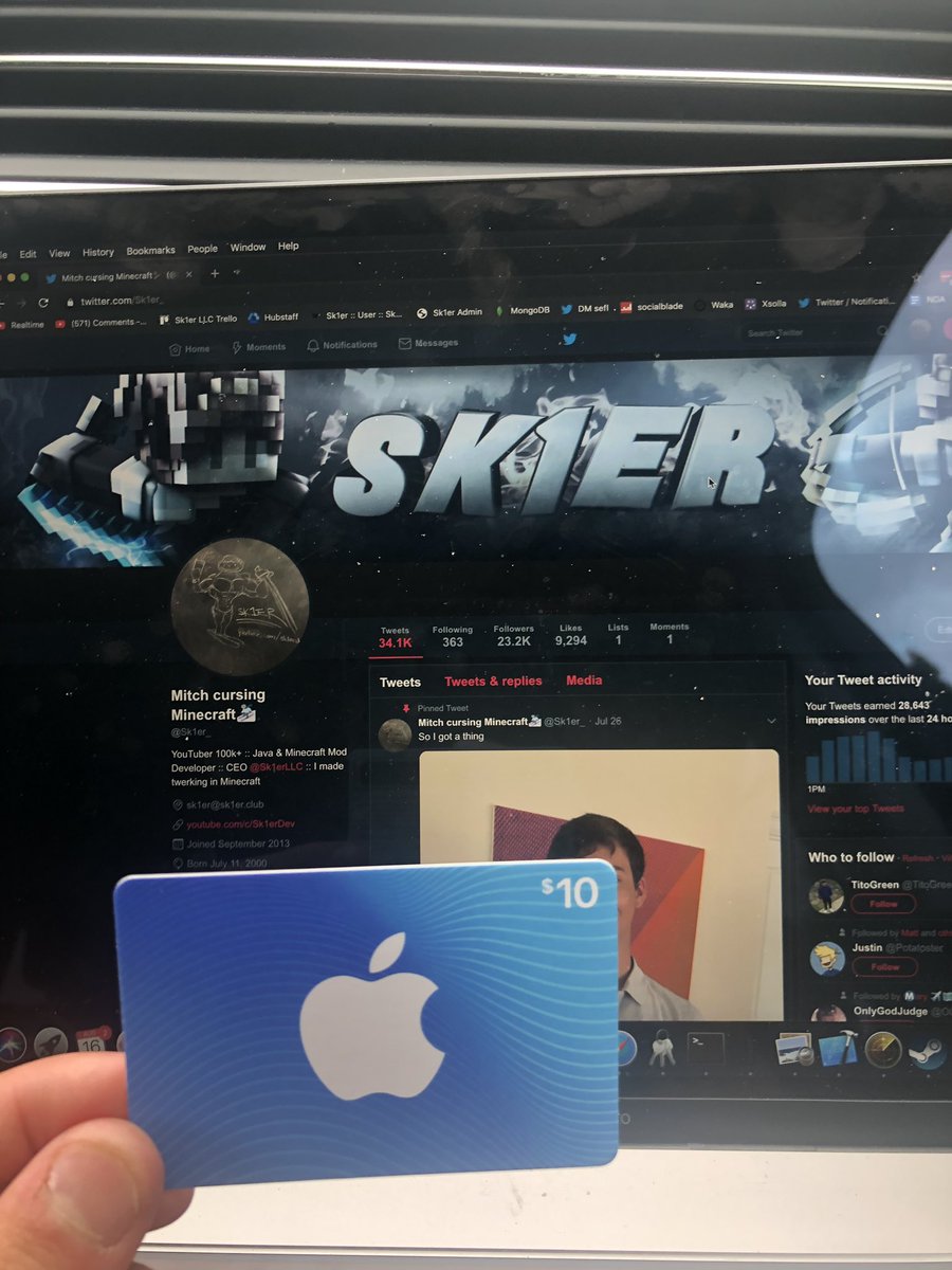 Sk1er_'s tweet photo. Giving away $10 Apple Gift Card. 

Retweet and follow to enter. Ends in a week https://t.co/NwHCujVY2P