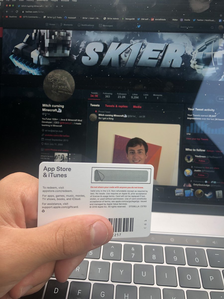 Sk1er_'s tweet photo. Giving away $10 Apple Gift Card. 

Retweet and follow to enter. Ends in a week https://t.co/NwHCujVY2P