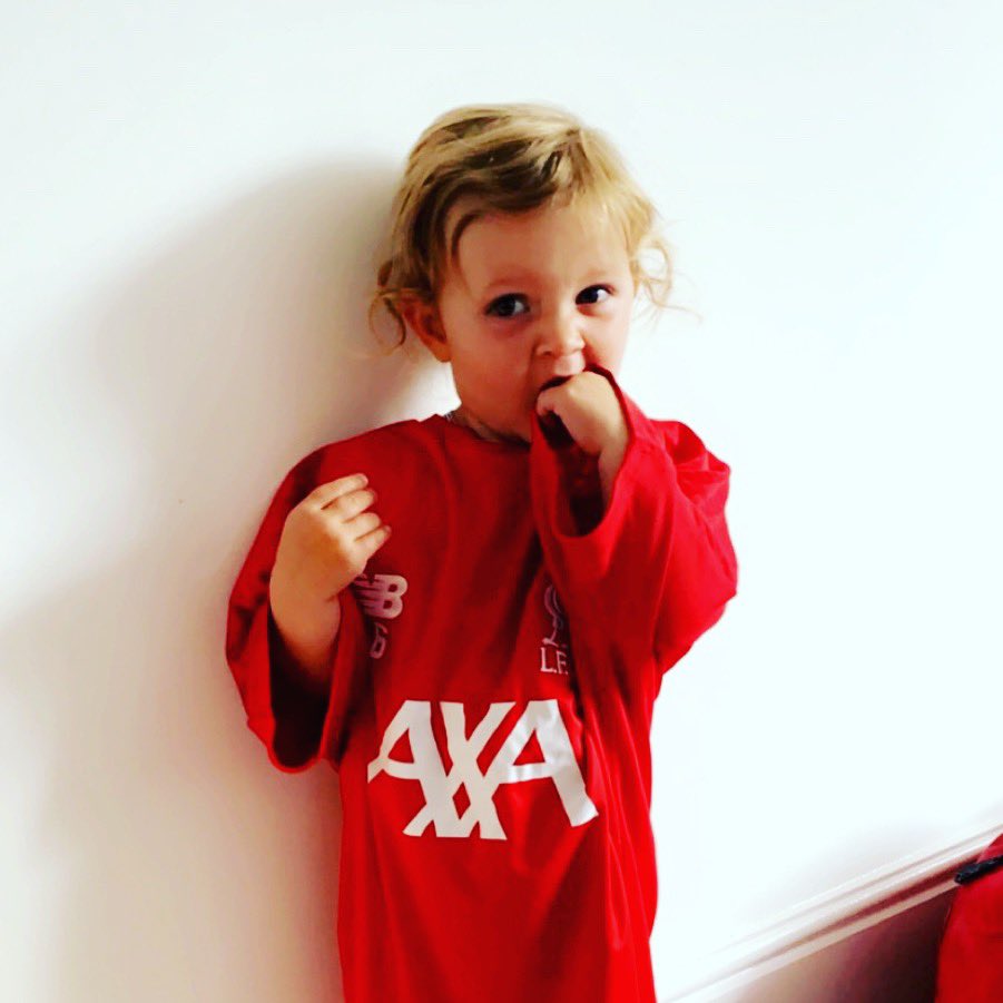sophiebradley2's tweet photo. Everything I do I do for you ... #mummiesgirl #minime #❤️ #footballer #mummy #hateleaving #nevergetsanyeasier https://t.co/0H0Nhpb1b8
